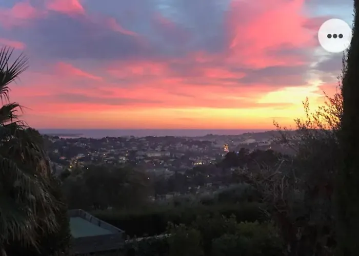 Villa Mougins Vue Mer Sur Baie De Cannes, Piscine Vue Mer Partagee