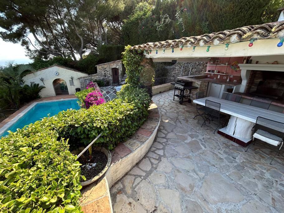 Villa Vue Sur Baie De Cannes, Piscine Vue Partagee Mougins